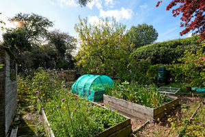 Cairns Road Crosspool